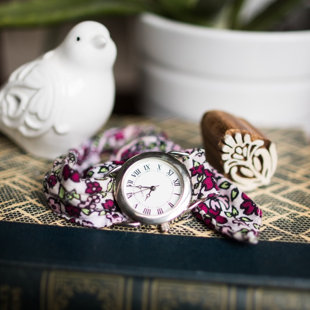 Interchangeable Scarf Watch